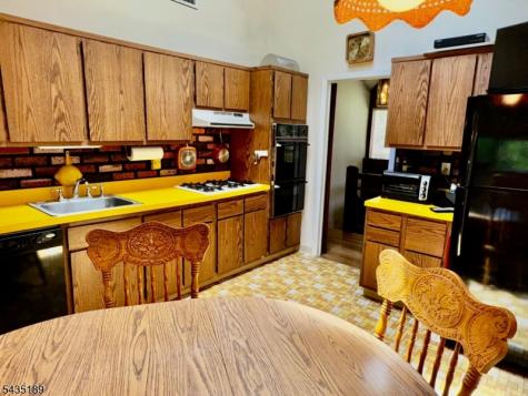 98 Gould Road West Milford NJ 07435