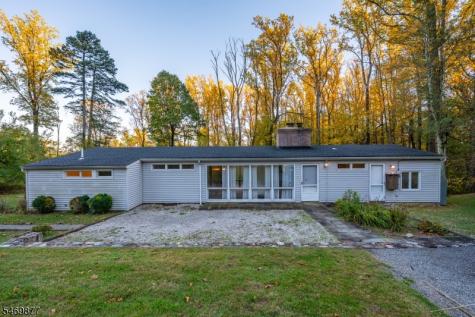 657 Mount Kemble Avenue Harding NJ 07960