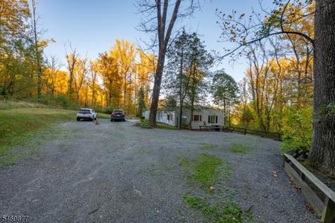 657 Mount Kemble Avenue Harding NJ 07960