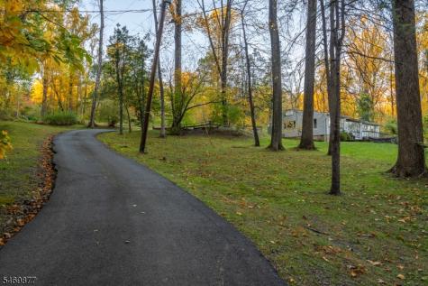 657 Mount Kemble Avenue Harding NJ 07960