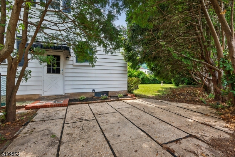 320 Redmont Road North Plainfield NJ 07063