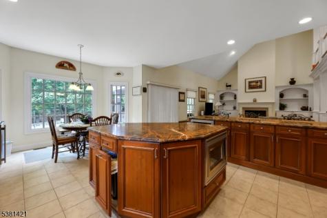 22 Meadow Lake Drive Mahwah NJ 07430