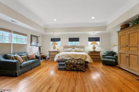 22 Meadow Lake Drive Mahwah NJ 07430