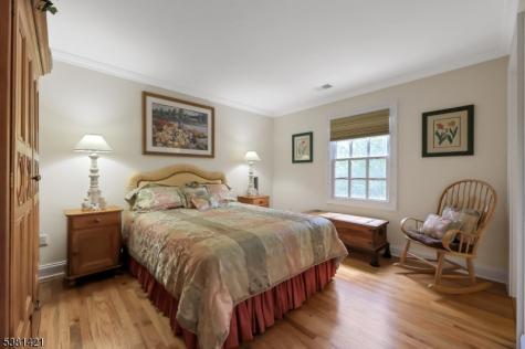 22 Meadow Lake Drive Mahwah NJ 07430