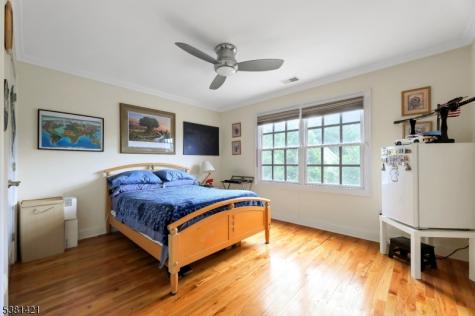 22 Meadow Lake Drive Mahwah NJ 07430