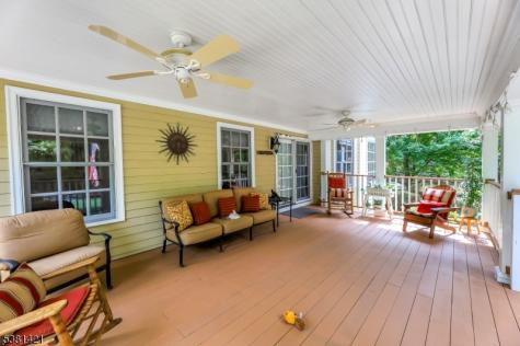 22 Meadow Lake Drive Mahwah NJ 07430