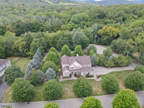 22 Meadow Lake Drive Mahwah NJ 07430
