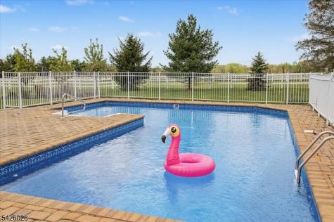 502 Woolf Road Alexandria NJ 08848