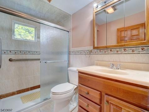 180 Mill Lane Mountainside NJ 07092
