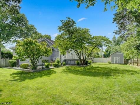 180 Mill Lane Mountainside NJ 07092