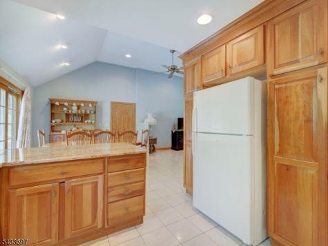 180 Mill Lane Mountainside NJ 07092