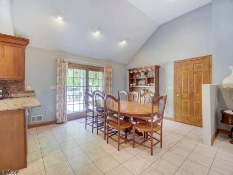 180 Mill Lane Mountainside NJ 07092