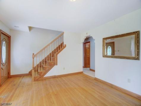 180 Mill Lane Mountainside NJ 07092