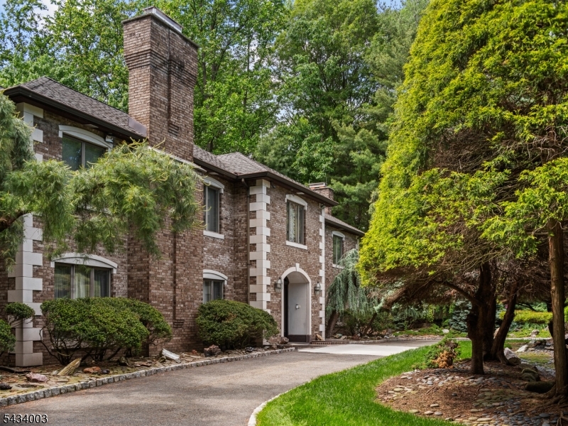 708 Ashmont Road Franklin Lakes NJ 07417