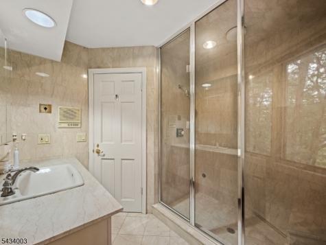 708 Ashmont Road Franklin Lakes NJ 07417