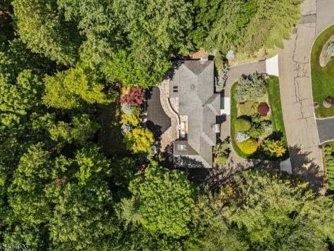708 Ashmont Road Franklin Lakes NJ 07417