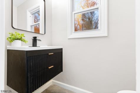 12 Linden Avenue Verona NJ 07044