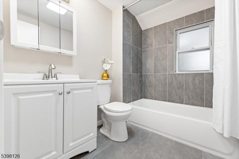 12 Linden Avenue Verona NJ 07044