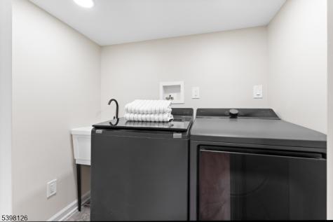 12 Linden Avenue Verona NJ 07044