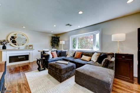11 Carlisle Road Wayne NJ 07470