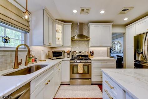 11 Carlisle Road Wayne NJ 07470