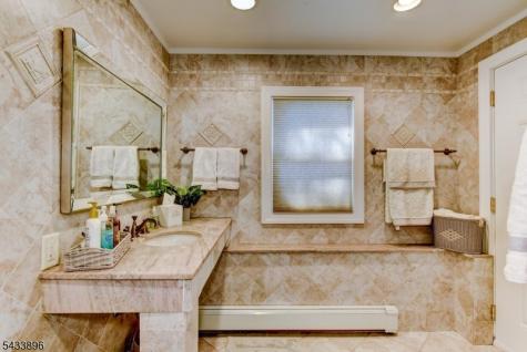 11 Carlisle Road Wayne NJ 07470