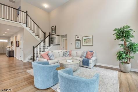 18 Norton Road Hillsborough NJ 08844
