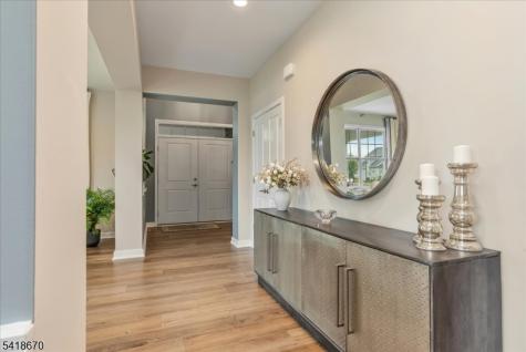 18 Norton Road Hillsborough NJ 08844