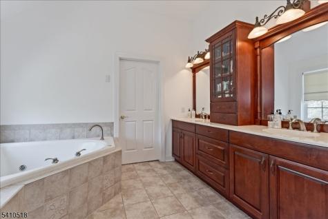 1 Brodziak Road Denville NJ 07834
