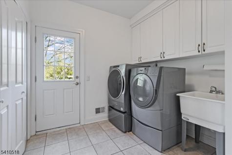 1 Brodziak Road Denville NJ 07834