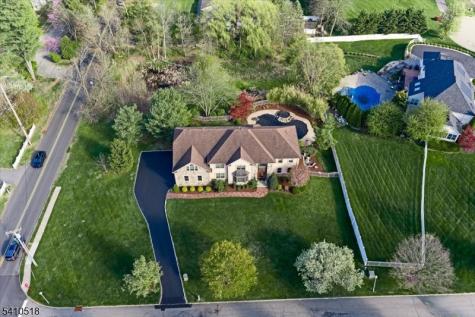 1 Brodziak Road Denville NJ 07834