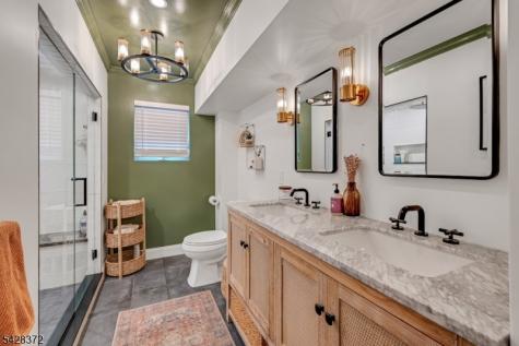 16 Lenape Trail Montclair NJ 07043