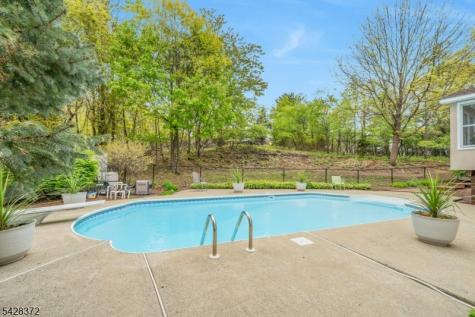 16 Lenape Trail Montclair NJ 07043