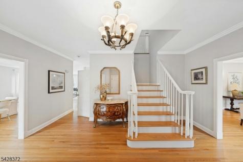 16 Lenape Trail Montclair NJ 07043
