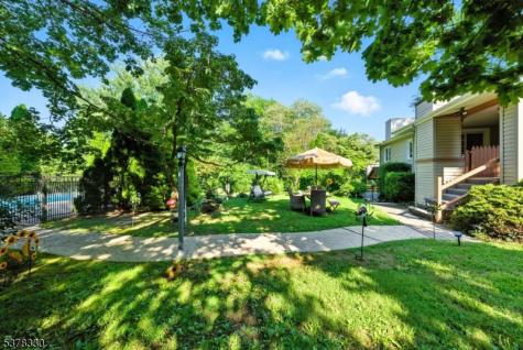 511 Burlington Road Freehold NJ 07728