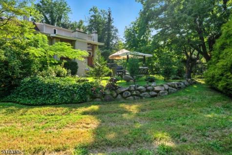 511 Burlington Road Freehold NJ 07728