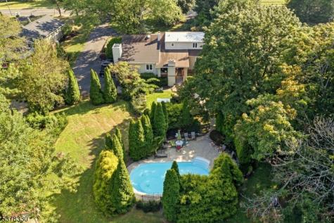 511 Burlington Road Freehold NJ 07728