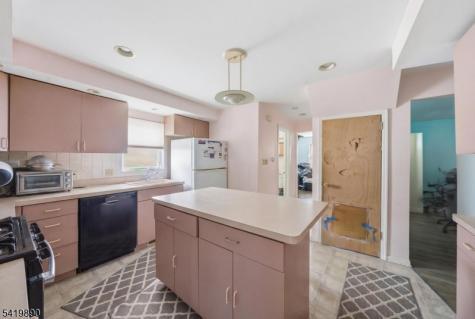 106 Summit Avenue Bloomfield NJ 07003