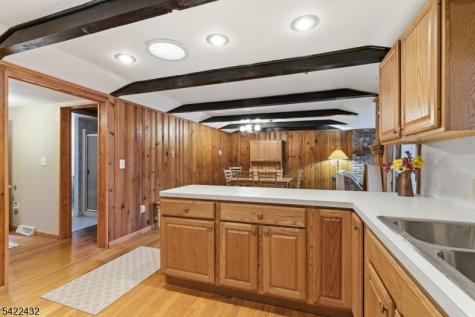40 E Shore Drive Hampton NJ 07860