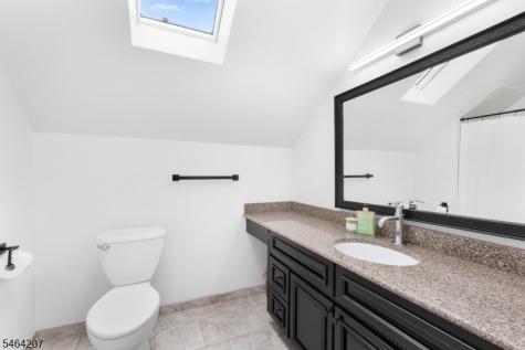 6 Larsen Drive Roxbury NJ 07876