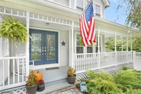 6 Larsen Drive Roxbury NJ 07876