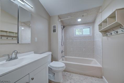 9 Park Drive Livingston NJ 07039