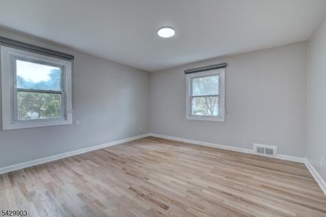 9 Park Drive Livingston NJ 07039