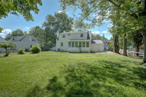 9 Park Drive Livingston NJ 07039