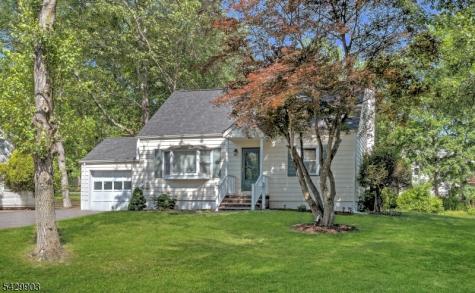 9 Park Drive Livingston NJ 07039