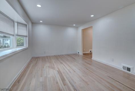 9 Park Drive Livingston NJ 07039