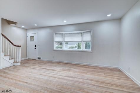 9 Park Drive Livingston NJ 07039