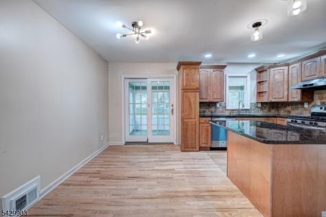 9 Park Drive Livingston NJ 07039