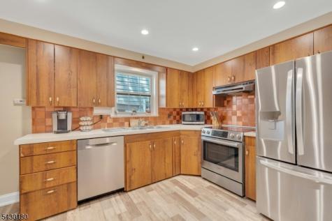 56 Highwood Road Parsippany-troy Hills NJ 07834