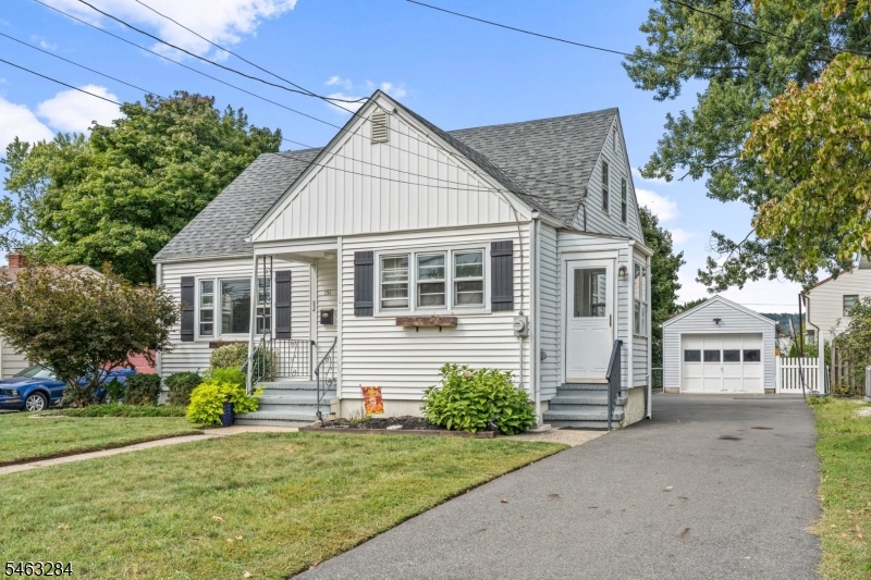 151 Harris Avenue Middlesex NJ 08846